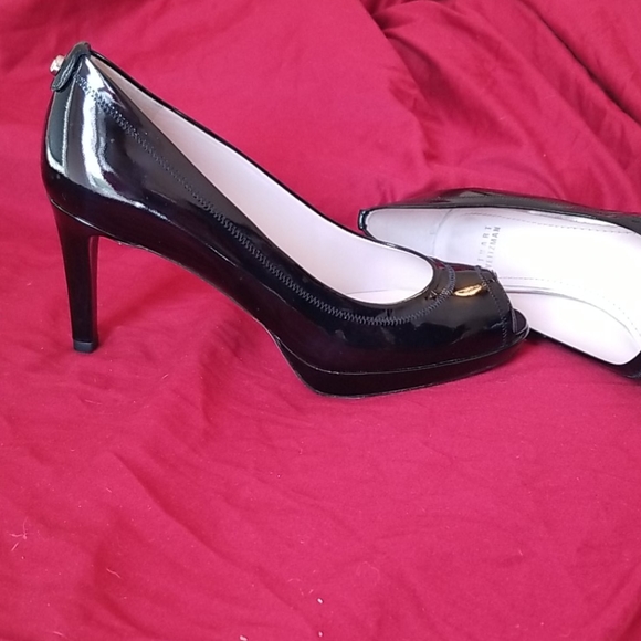 Stuart Weitzman Black Patent Peep Toe Heel - Picture 4 of 11